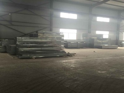 輕鋼龍骨生產(chǎn)廠(chǎng)家廠(chǎng)房