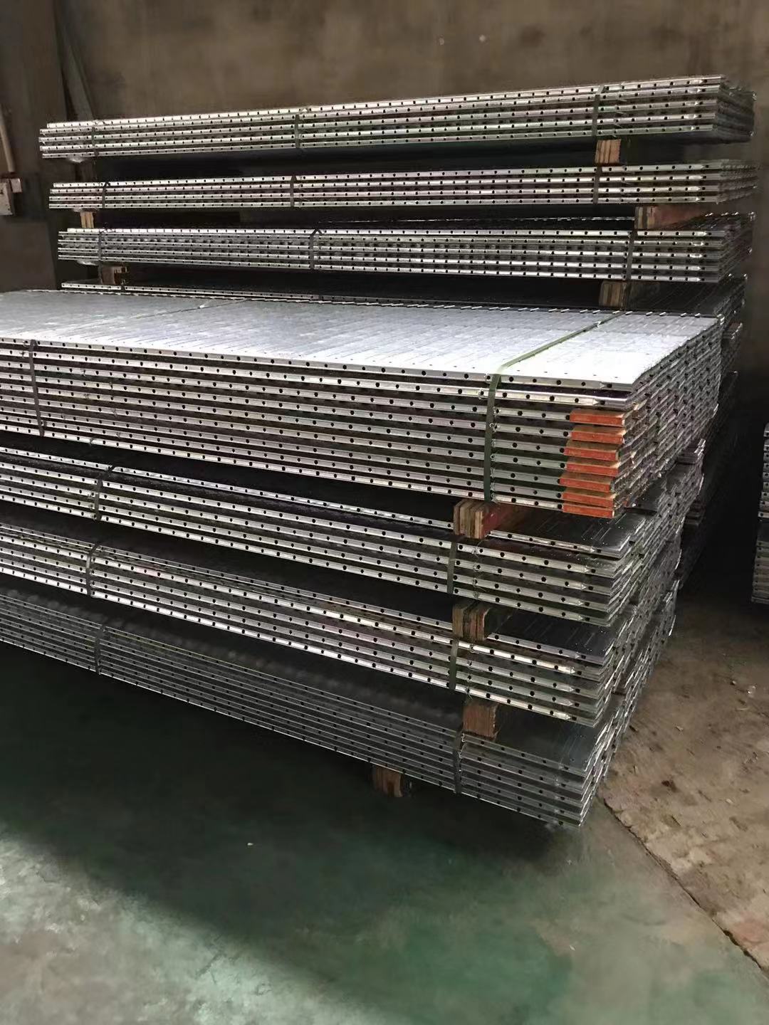 輕鋼龍骨特點(diǎn)